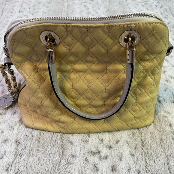 Yellow Guess Clutch - Picture 5 of 13